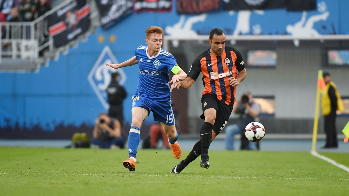 Виктор Цыганков (слева) и Исмаили