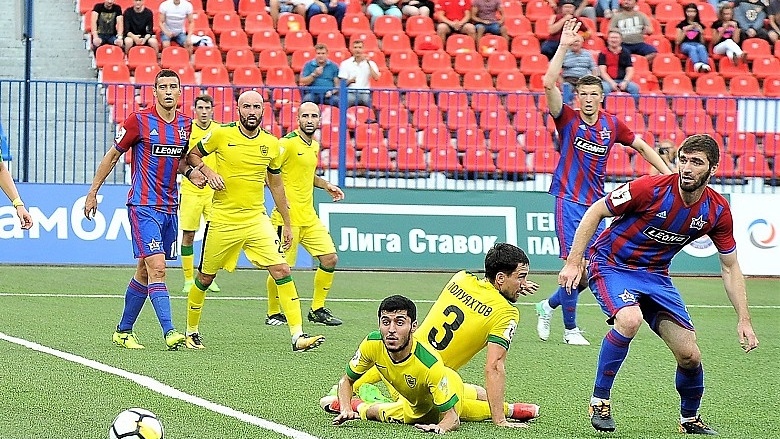 «Армейцы» расстались с нападающим и защитником