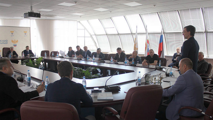 Заседание Общего собрания Футбольной Национальной Лиги