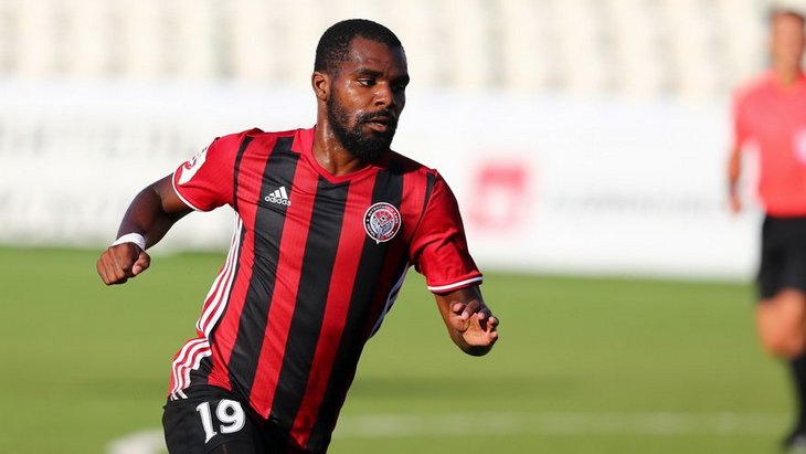 Брайн Идову