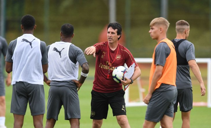 Унаи Эмери и игроки «Арсенала»