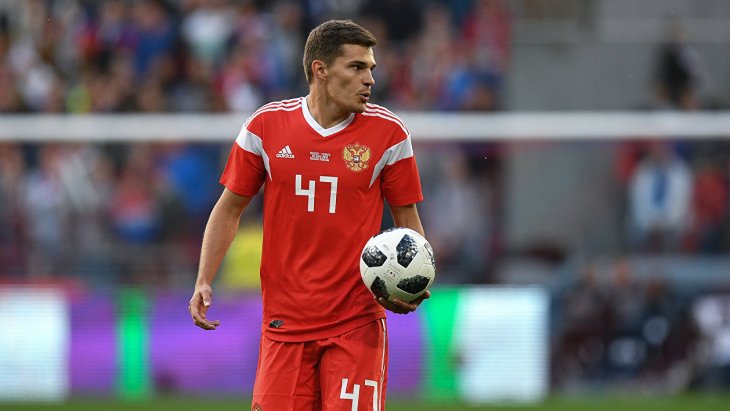 Роман Зобнин