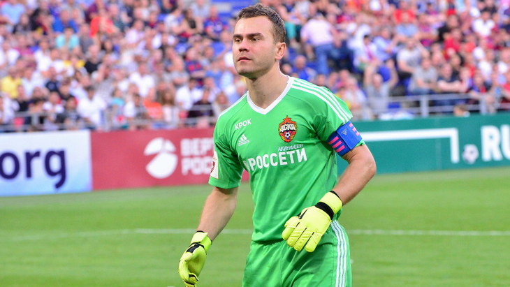 Игорь Акинфеев