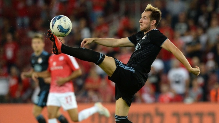 Хорваты прошли дальше