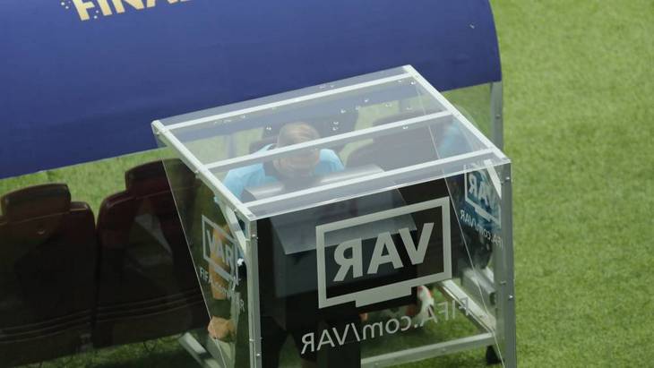 VAR