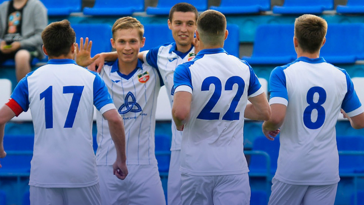 «Нефтехимик»