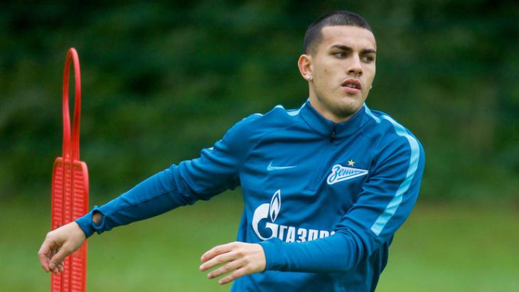 Леандро Паредес