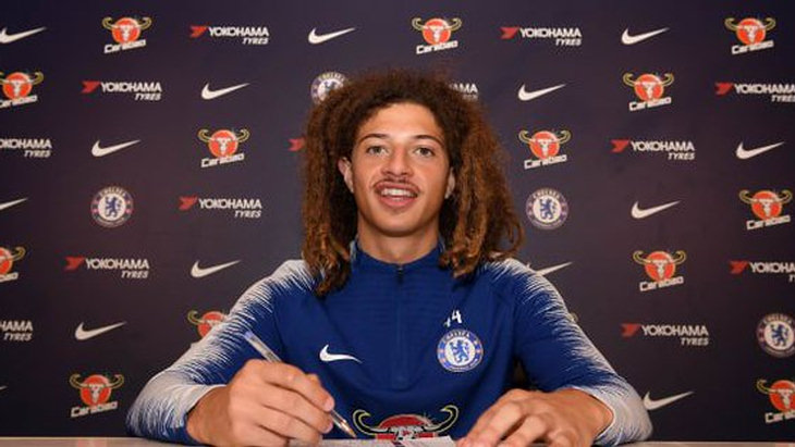 Итан Ампаду