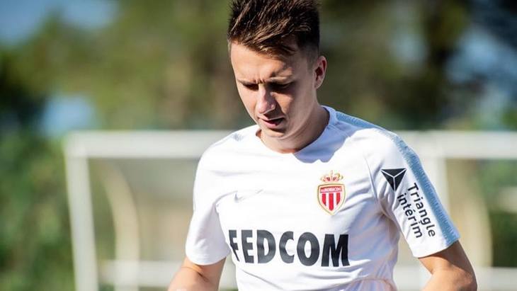 Александр Головин