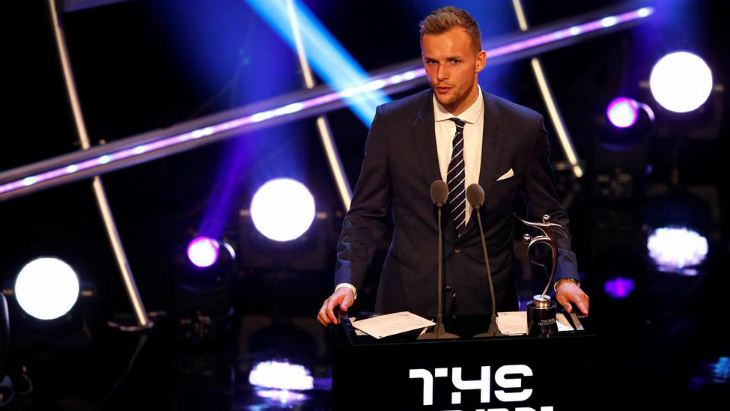 Леннарт Тай