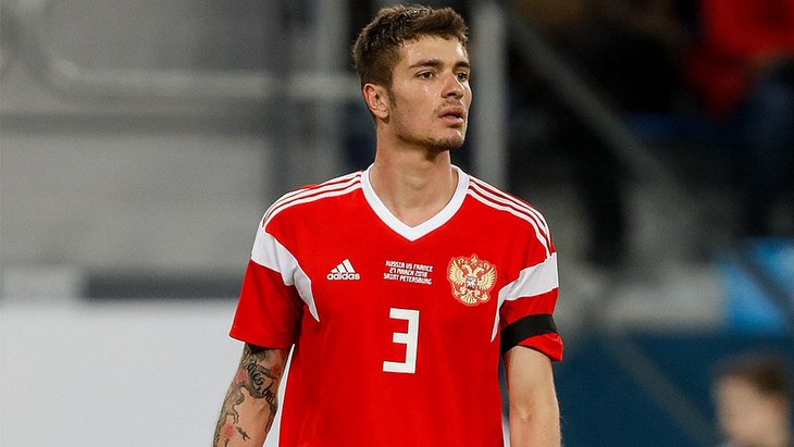 Роман Нойштедтер