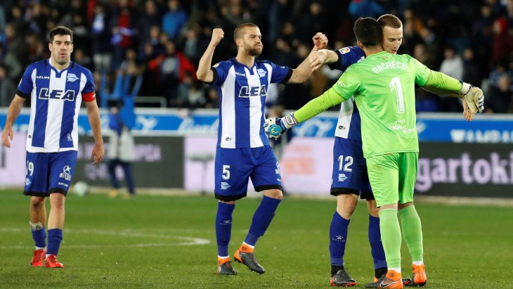 «Алавес» стал лидером Примеры