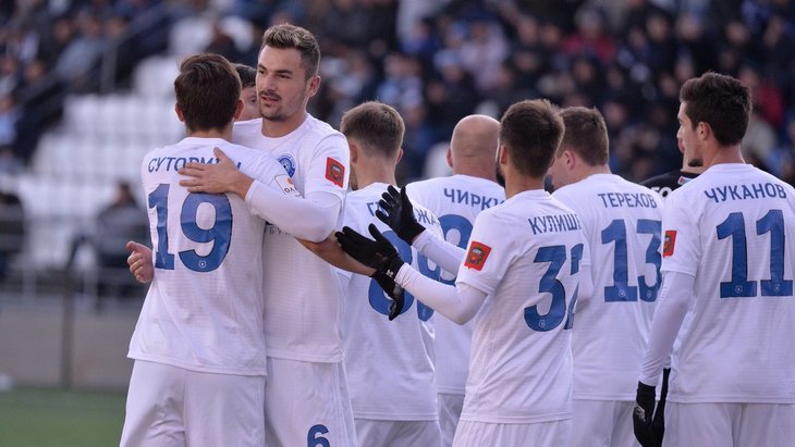 Футболисты «Оренбурга»