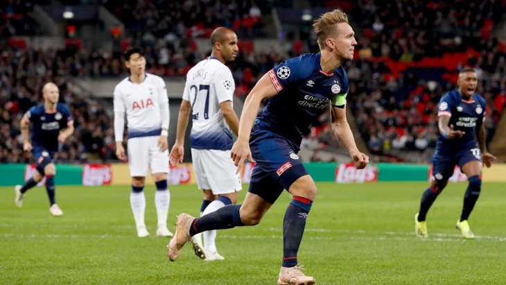 Англичане пропустили быстрый гол