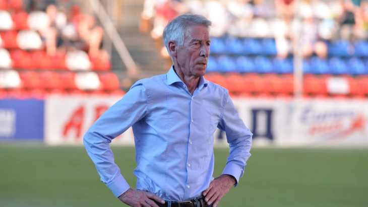 Валерий Непомнящий