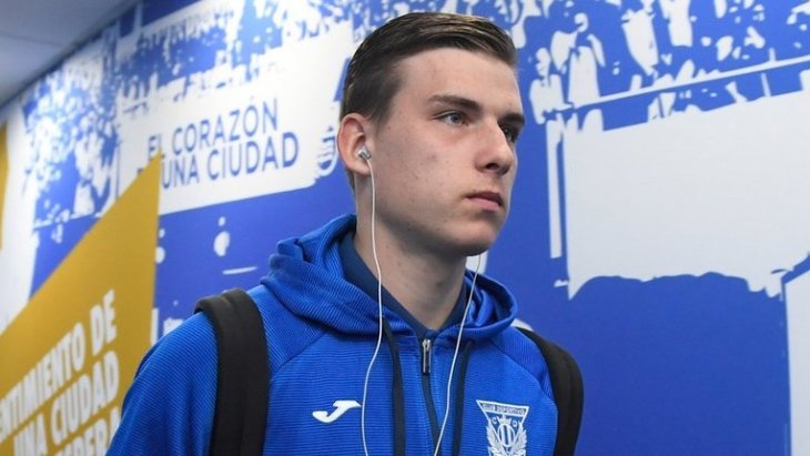 Андрей Лунин