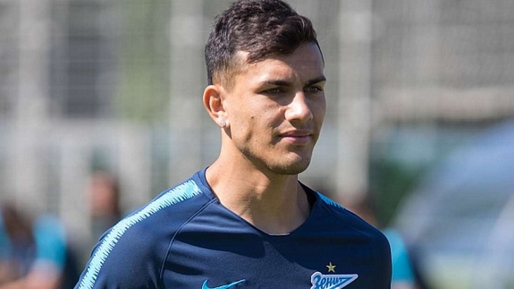 Леандро Паредес