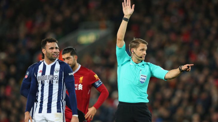 Болельщики увидели VAR во всей красе