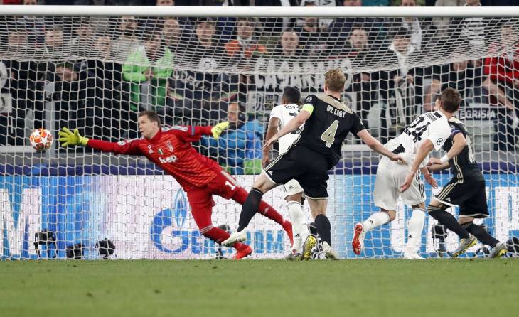 «Аякс» пошел вперед во втором тайме