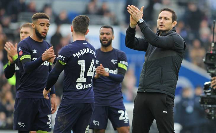 «Дерби» продолжает борьбу за выход в АПЛ