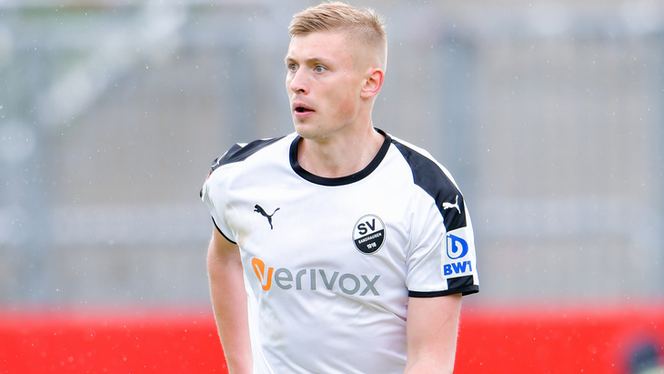 Александр Жиров