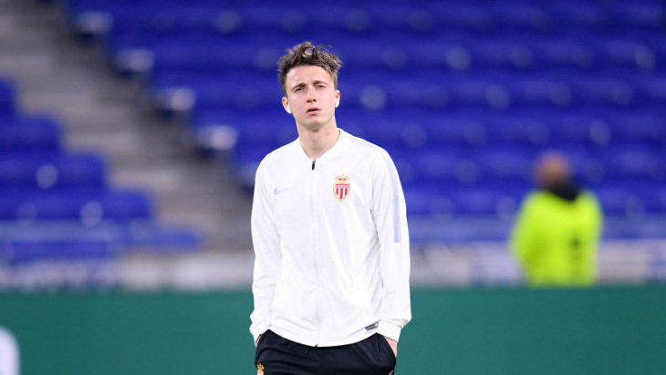 Александр Головин