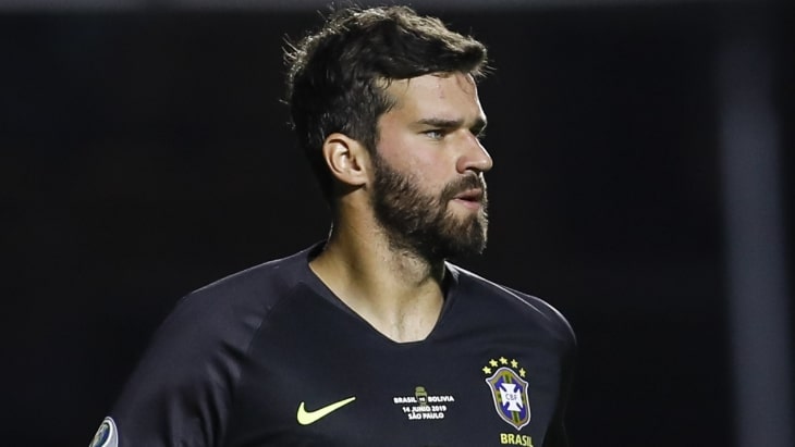 Алисон Бекер