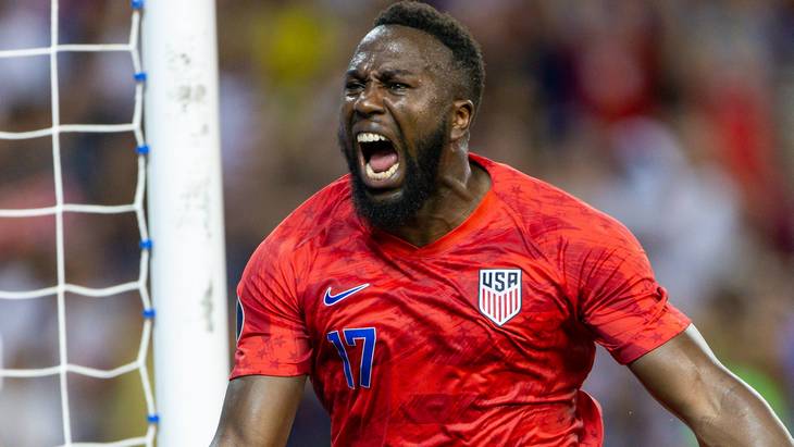 США продолжает борьбу за трофей