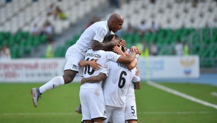 Команда пропустила два гола, но не сломалась