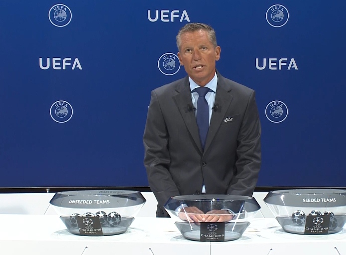 Начало жеребьевки ЛЧ