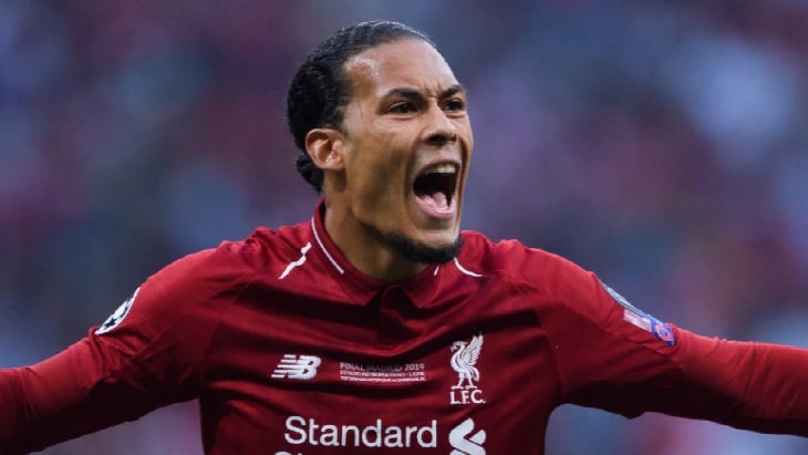 Вирджил ван Дейк оказался в списке номинантов среди защитников