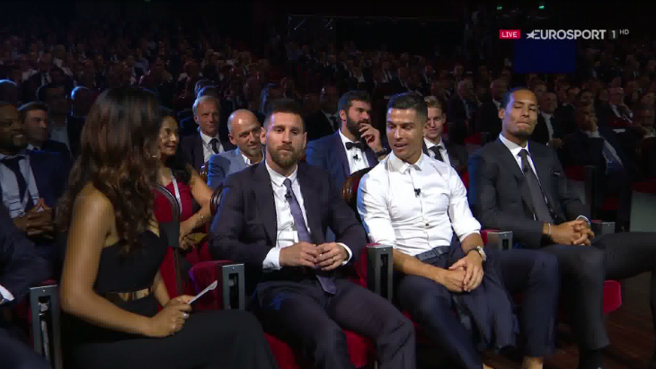 Роналду в центре внимания