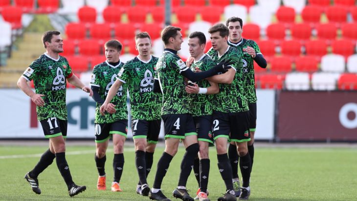 Игроки «Нефтехимика»