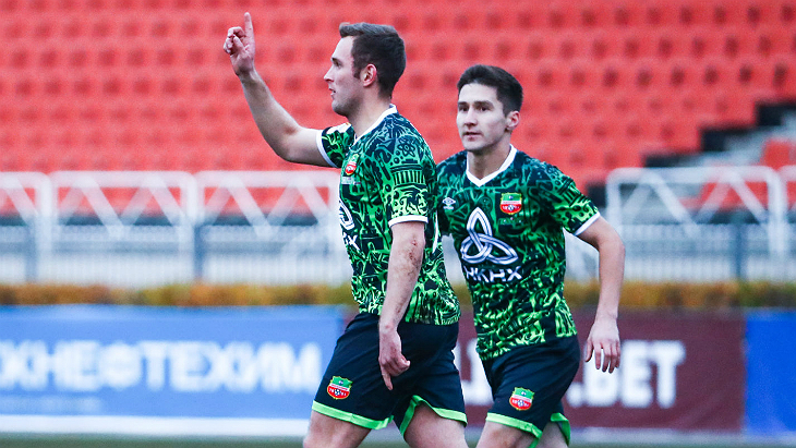 «Нефтехимик»