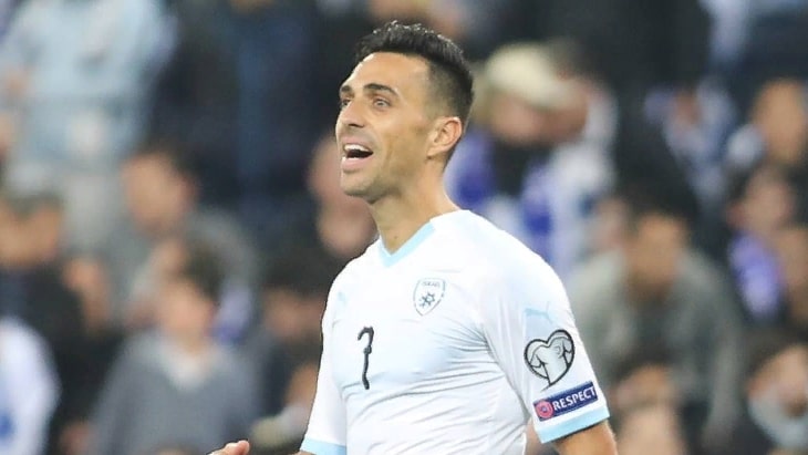 Захави снова забил