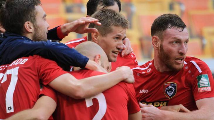 Футболисты «Тамбова»