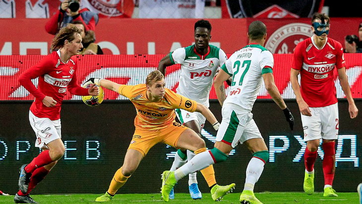 У Максименко хватало работы