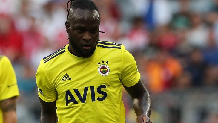 Виктор Мозес