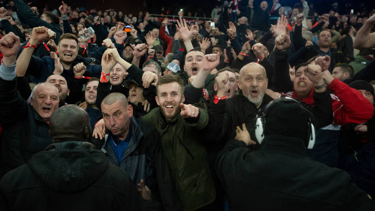 Фанаты «МЮ» напали на дом вице-президента клуба