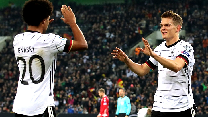 Германия проведет домашний матч при пустых трибунах