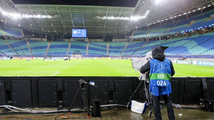 В Европе в футбол не играют