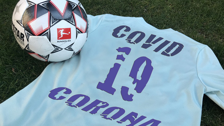 Коронавирус отбирает у болельщиков последние футбольные матчи