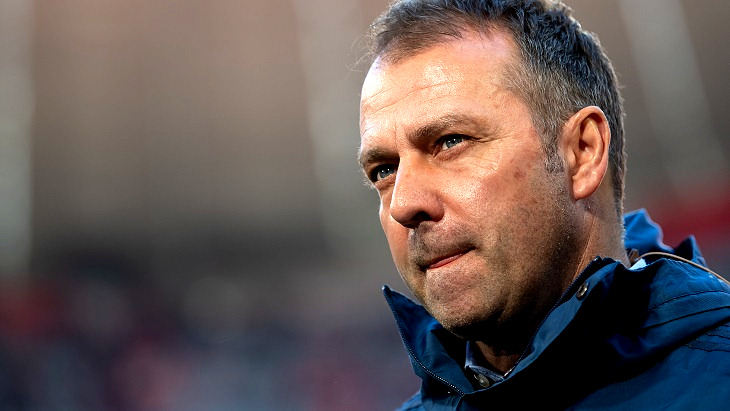 Флик продлил контракт до 2023 года