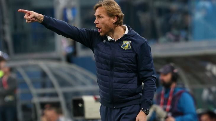 Валерий Карпин