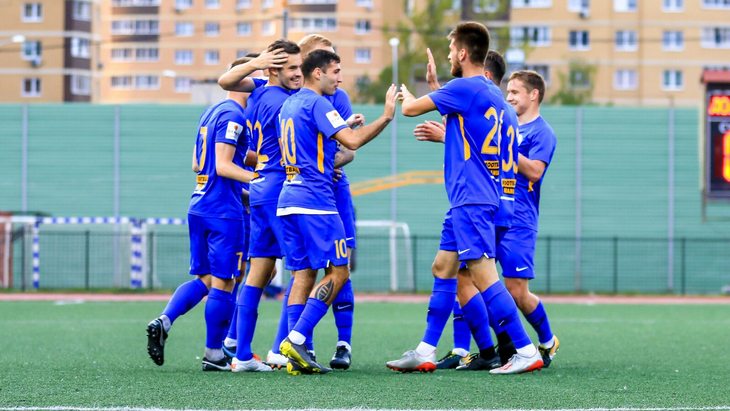Футболисты «Долгопрудного»