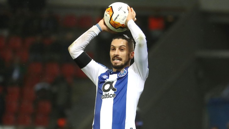 Алекс Теллес