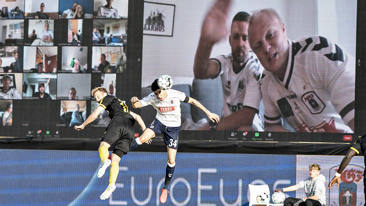 Виртуальные болельщики на матче «Орхуса»