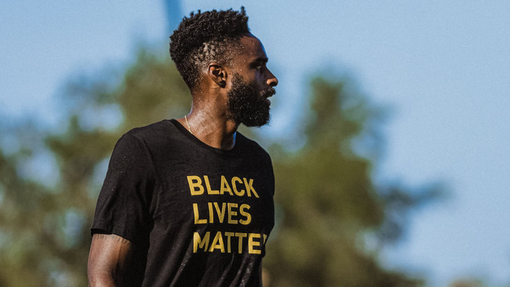 Уоррен Кравалл