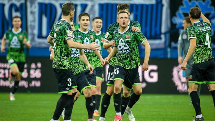 «Нефтехимик»