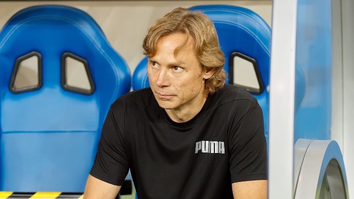 Валерий Карпин